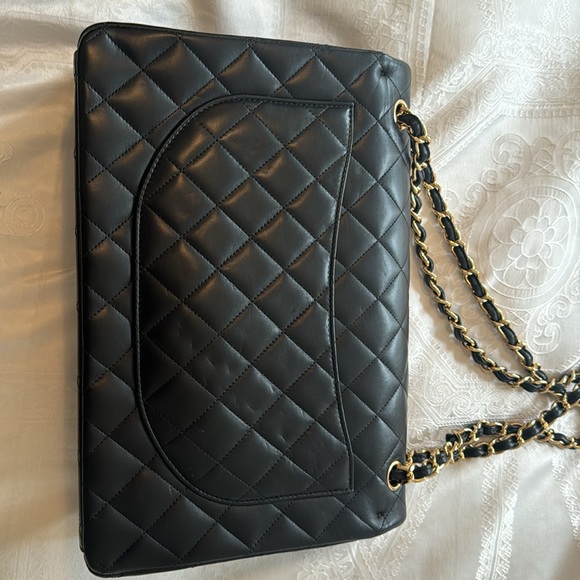 Chanel Leather Double Flap Jumbo - Picture 12 of 12